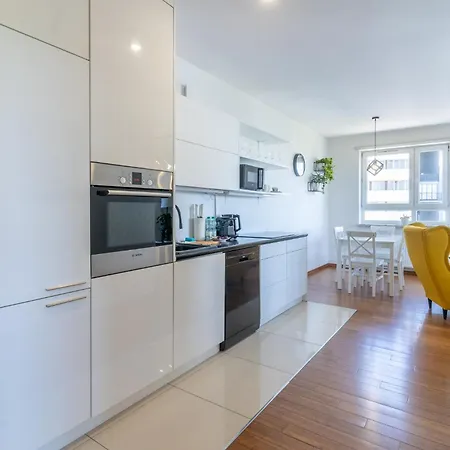 Апартаменты Urban Chic By Bookinghost *