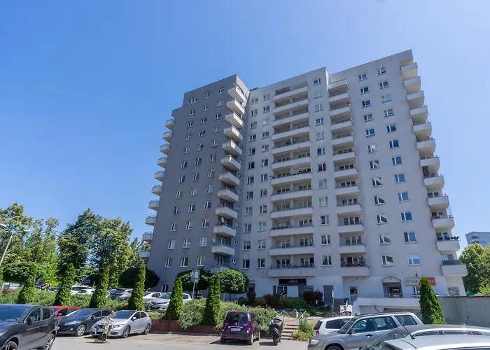 Urban Chic By Bookinghost Daire