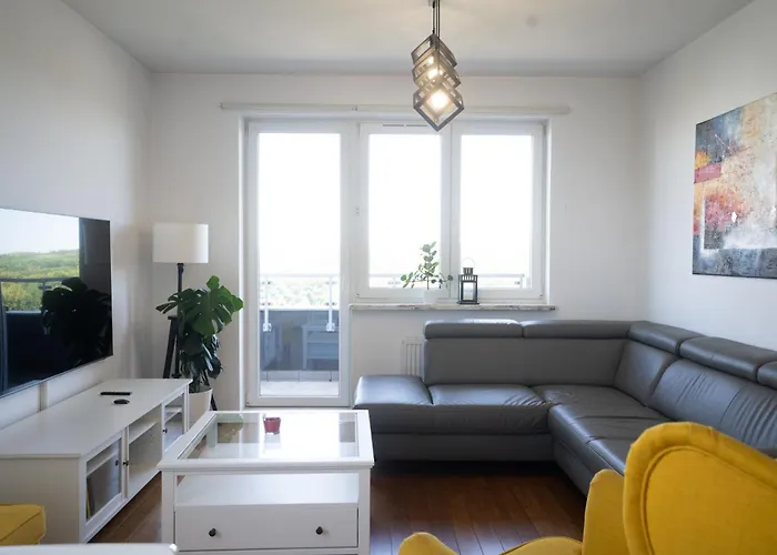 Urban Chic By Bookinghost