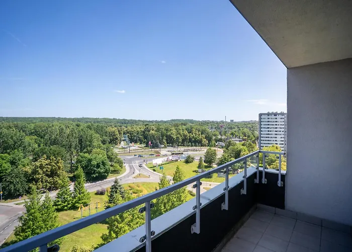 Urban Chic By Bookinghost *